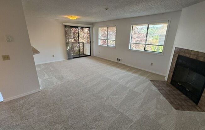 Price 4-Plex - Bothell