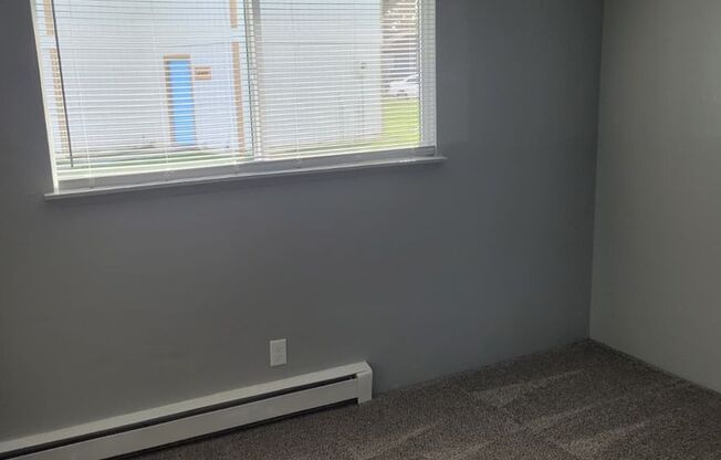 2 beds, 1 bath, 867 sqft, $1,255, Unit 601 K102