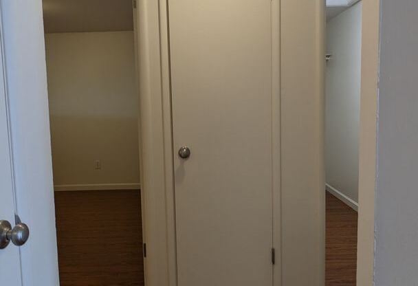 2 beds, 1 bath, 800 sqft, $1,413, Unit 3485-11