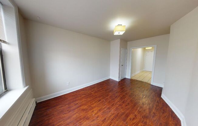 7 Laidlaw Avenue