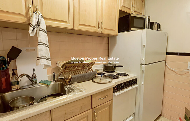 1063 Beacon St 04