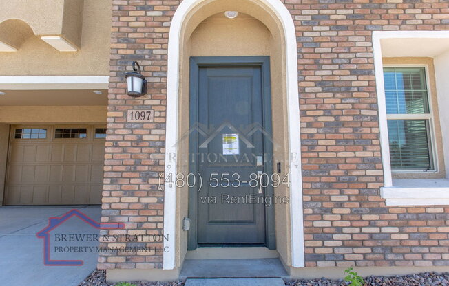 1097 E CHAPMAN DR