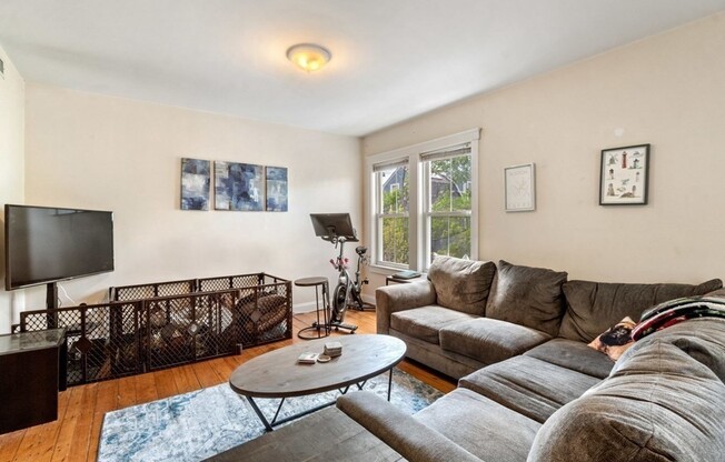 38 Roberts Rd 1