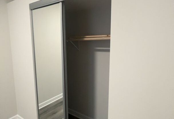 2 beds, 2 baths, $1,925, Unit 3R
