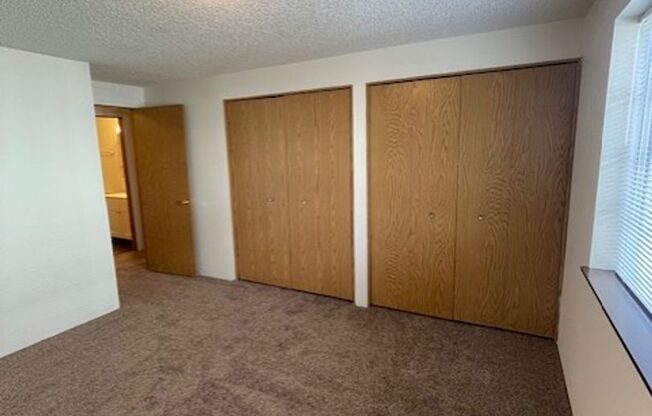 2 beds, 2 baths, 1,027 sqft, $1,450, Unit 39