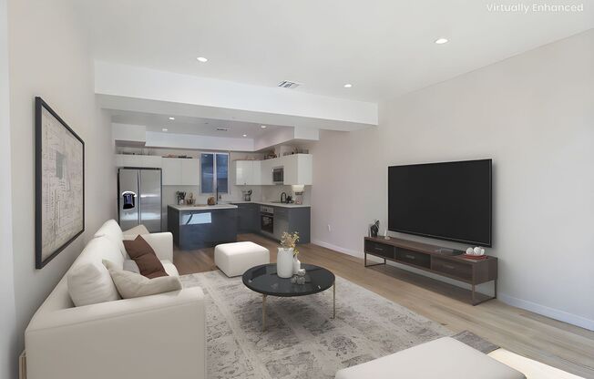 2332 Carmona Ave