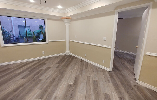 2 beds, 2 baths, 940 sqft, $2,795, Unit 212