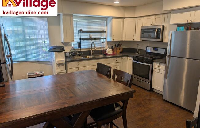 1442 W 35TH ST