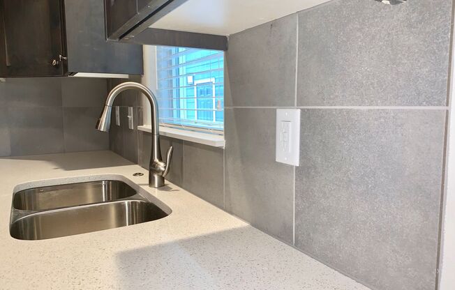 3bed 2.5 bath close to river