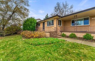 Spacious Duplex in Wheat Ridge!