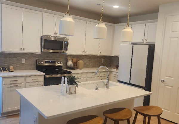 5525 W MAUNA LOA LN