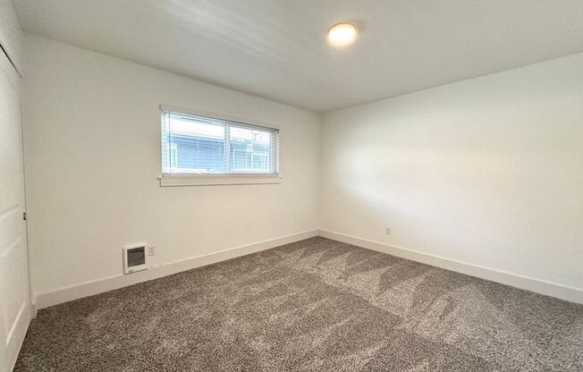 1 bed, 1 bath, 555 sqft, $1,375, Unit 45
