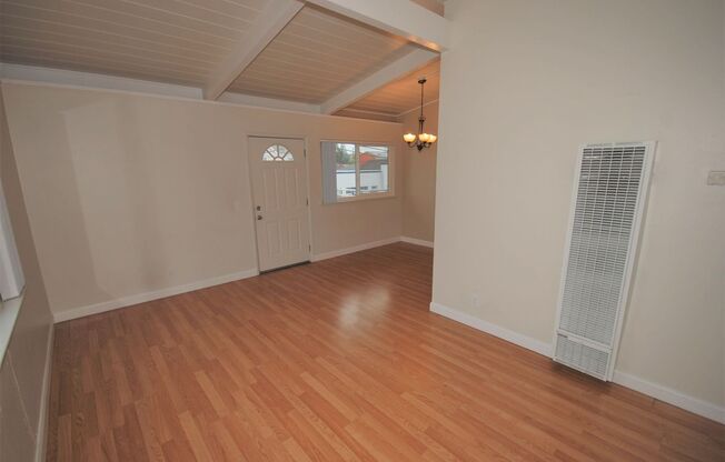 1 bed, 1 bath, $2,395, Unit 10