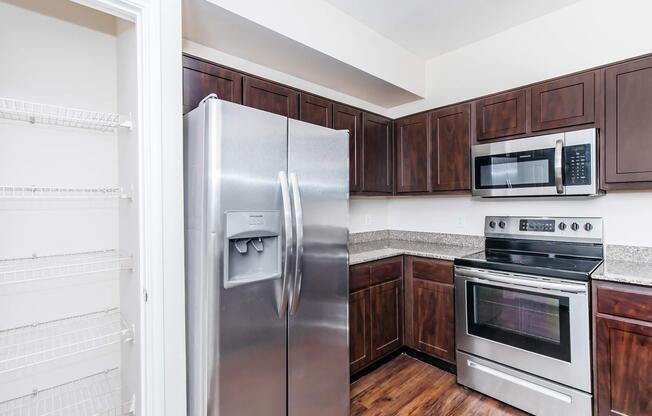 3 beds, 2 baths, 1,170 sqft, $1,957