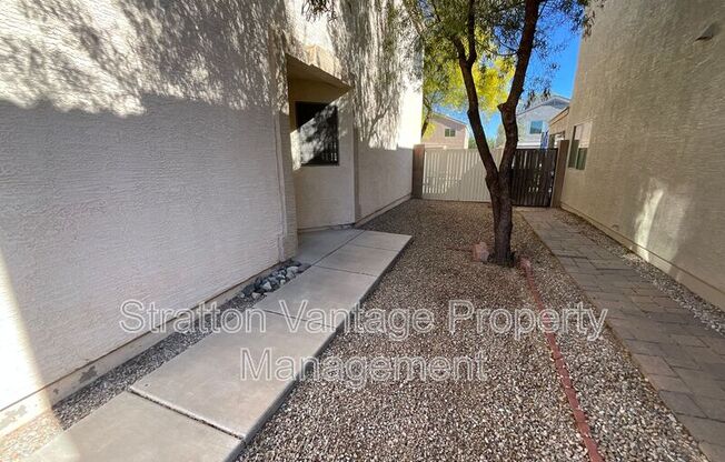 6688 E STACY ST