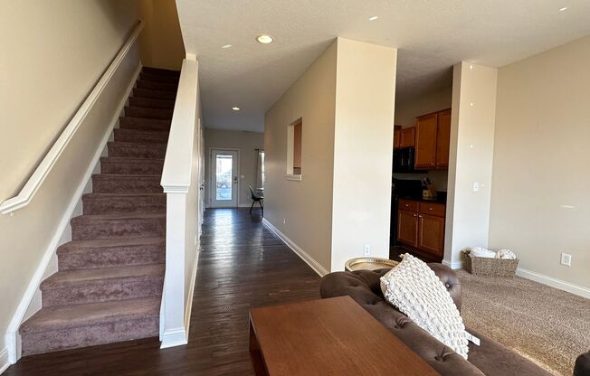 Amazing Location - Downtown Modern Living: 4 Bed 4 Bath!