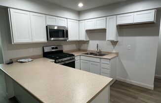 3 beds, 2 baths, $1,750