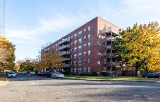 Lexington Apartments