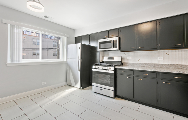2333 West Lunt Ave.