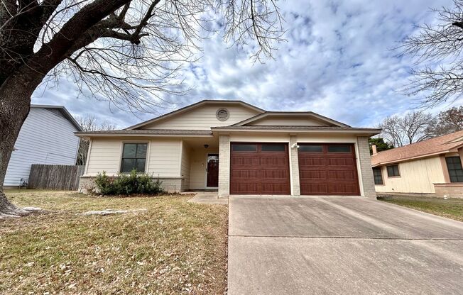 Comfortable & Nice 3BR / 2BA One-Level Home — Garage, Yard & Laundry Room