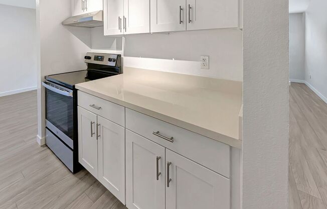 2 beds, 1 bath, 830 sqft, $1,945, Unit 306