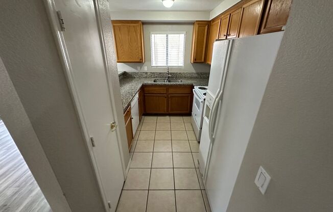 2 beds, 2 baths, $1,395, Unit UNIT # 101