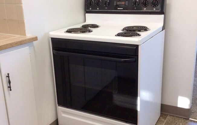 Great Heights Location 1BD Duplex