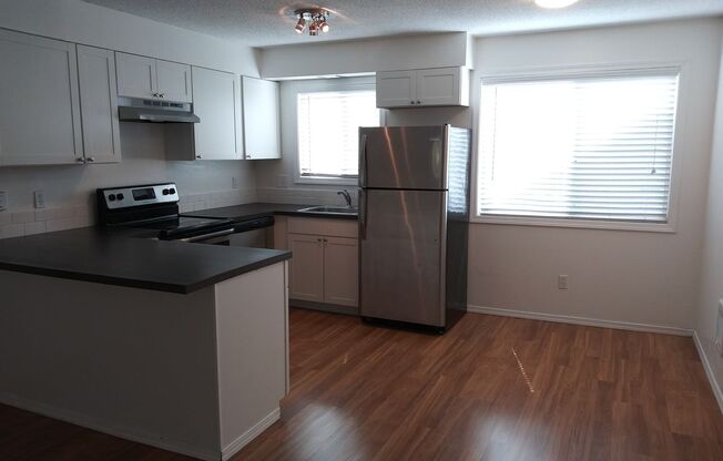 #125-2136 NE Weidler St.