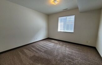 2 beds, 1 bath, $925, Unit 508