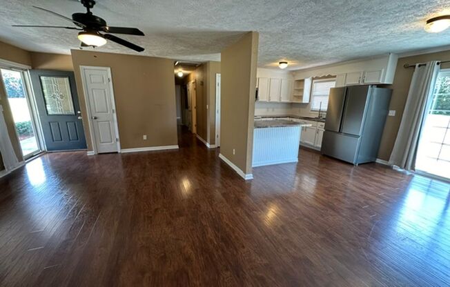 3 beds, 2 baths, $1,575