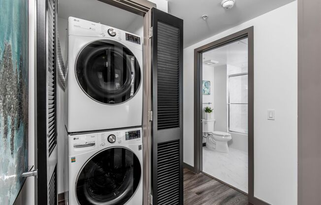2 beds, 2 baths, 750 sqft, $2,650, Unit 308