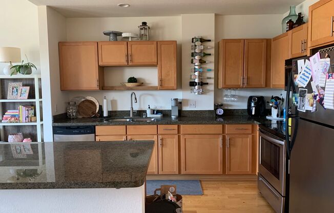 1 bed, 1 bath, 735 sqft, $1,675, Unit 506