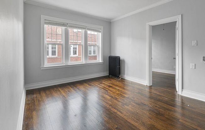 2 beds, 1 bath, 600 sqft, $2,300, Unit 6116-3W