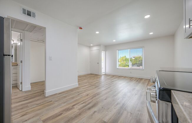 1 bed, 1 bath, 640 sqft, $1,995, Unit #18 - 1X1 640 SQ FT