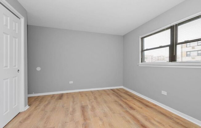 2 beds, 1 bath, 840 sqft, $1,650, Unit 7900-1G