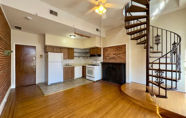 For Rent: Stylish Urban Living at 820 Park Ave– Your City Lifestyle Awaits!