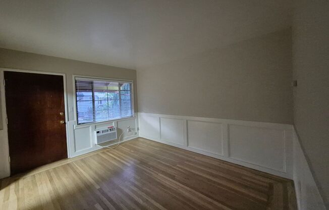 1 bed, 1 bath, $1,510, Unit 11B