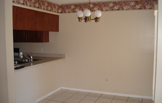 East Orlando Condo in Curry Ford Area