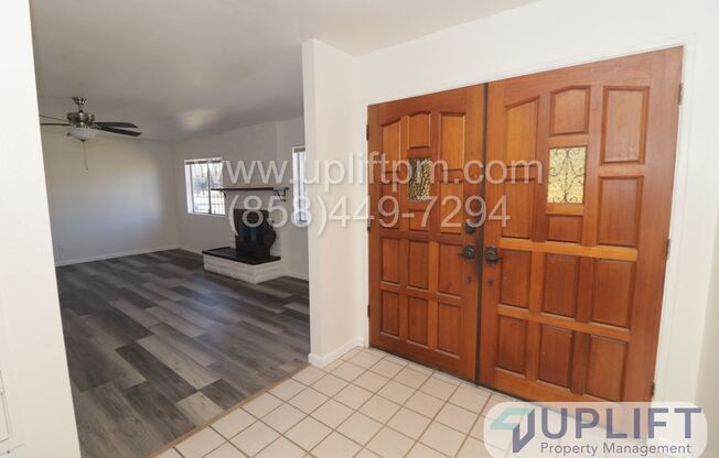 4bed/2bath house with garage & POOL