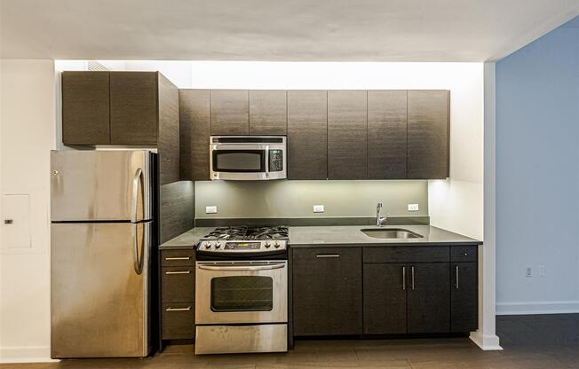 Studio, 1 bath, 453 sqft, $4,456, Unit 4E