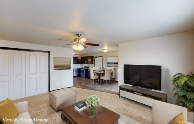 3 beds, 2 baths, 1,140 sqft, $1,515, Unit 3240-103