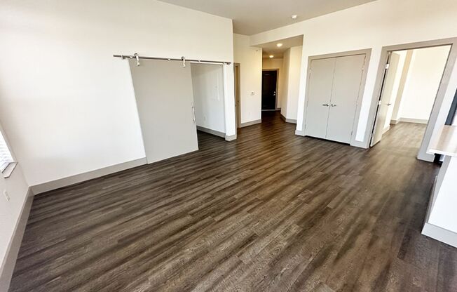 2 beds, 2 baths, 1,050 sqft, $2,095, Unit 3250-104