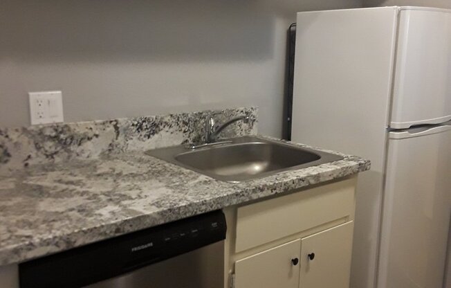 2 bedroom 2 bath in Southwest Reno