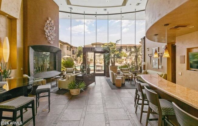 2 beds, 2 baths, $1,525, Unit UNIT 1116