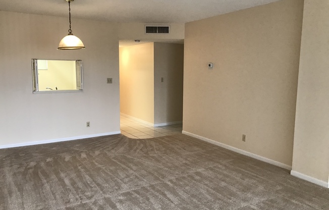 1 bed, 1.5 baths, $1,600, Unit #505E