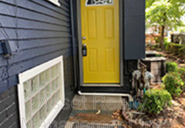 602 CASWELL AVE