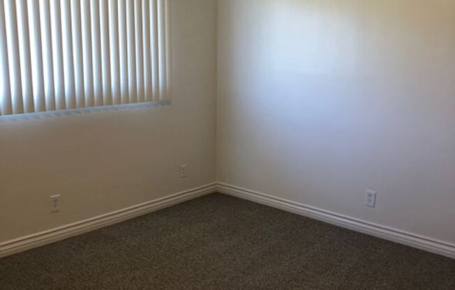 10611 Western LLC