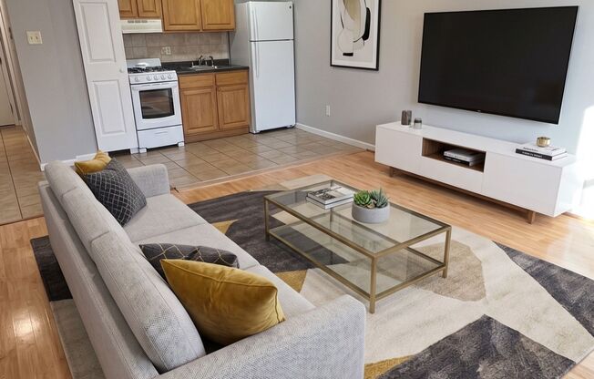 Majestic Court Apartments