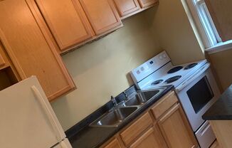 1 bed, 1 bath, 800 sqft, $750, Unit 31