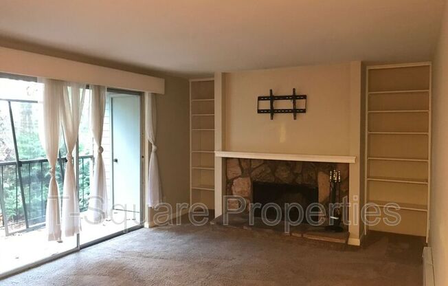 4629 W Lake Sammamish Pkwy SE